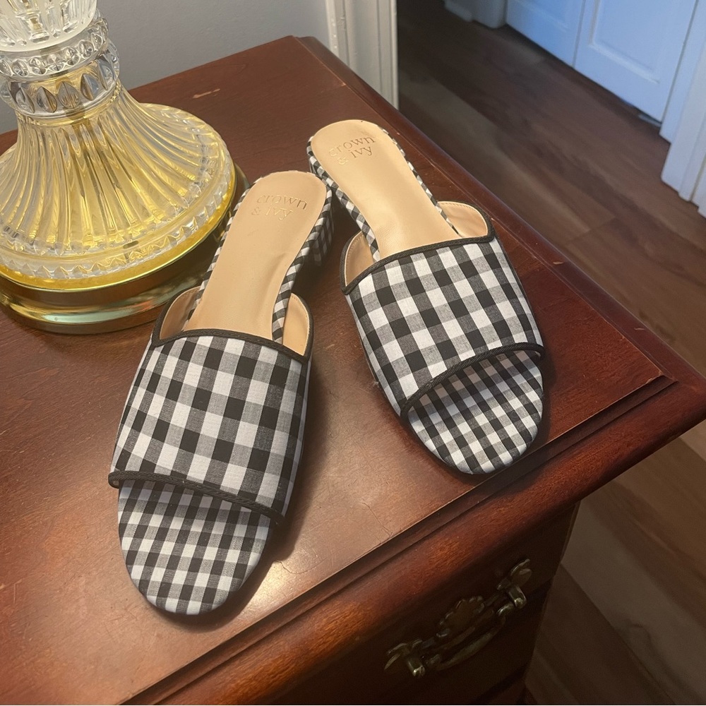 Crown and Ivy black and white gingham sandals, size 6.5